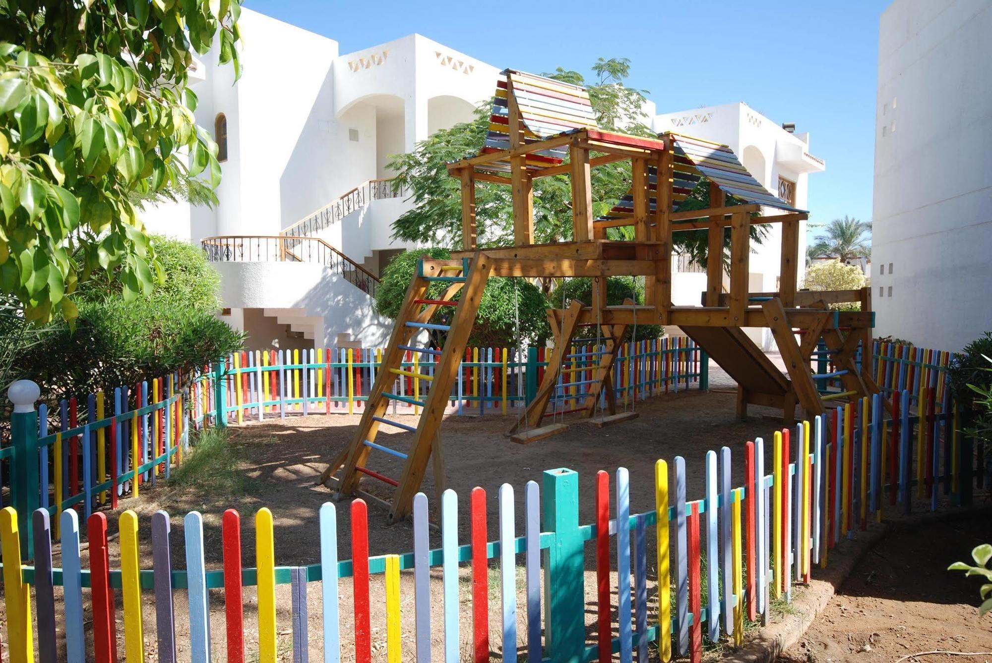 Resort Dive 3*